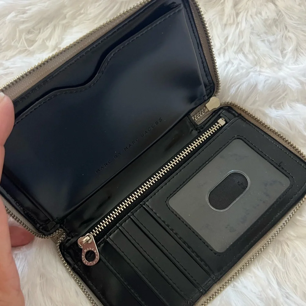 Marc Jacobs Holographic Wallet